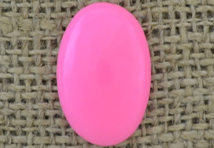 [046329] Kaboszon z żywicy 18*13mm różowy 2szt