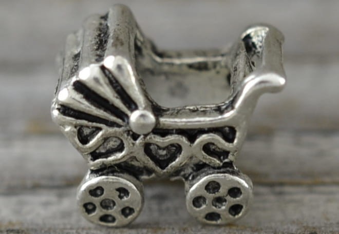 312108 Koralik modułowy wózek w kolorze srebrnym 2szt