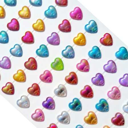 [553115] Kryształki opalizujące serduszka mix kolorów 119 sztuk