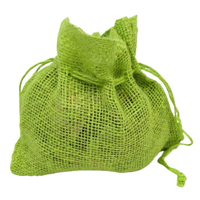 [741100] Osłonka jutowa ze sznureczkiem zielona 22x18cm