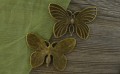 10810 Zawieszka duża motyl w kolorze brązu