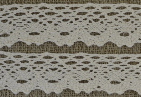 [s04103] Koronka bawełniana ecru 25mm 50cm