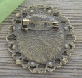 10240 Ozdobna baza broszki w kolorze brązu na kaboszon 25mm