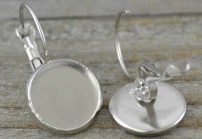 40415 Klasyczna baza kolczyka na biglu angielskim na kaboszon 12mm 