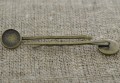 10524 Klasyczna baza wsuwki w kolorze brązu na kaboszon 12mm