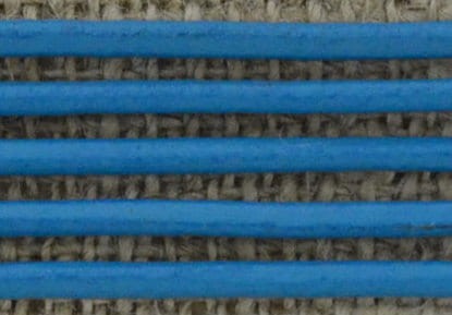 [737185] Rzemień naturalny gładki 2mm niebieski 