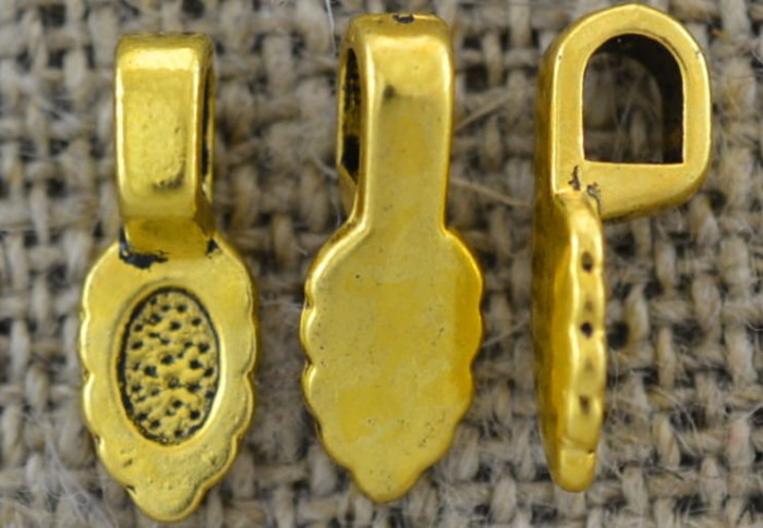 27126 Krawatka klasyczna do naklejania 16mm w kolorze złotym