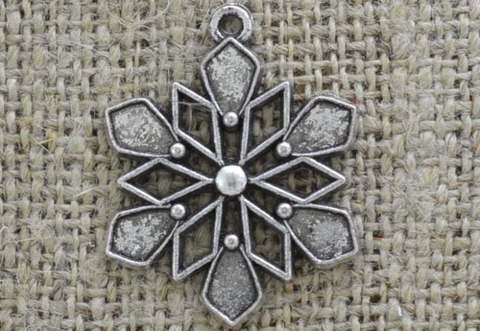 [ś07417] Zawieszka metalowa mała płatek śniegu 28*17,5mm