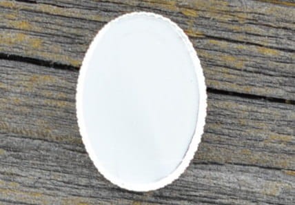 50104 Klasyczna baza medalionu w kolorze srebra na kaboszon 14*10mm 5szt