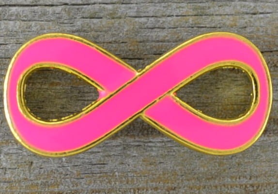 Element ozdobny łącznik znak nieskończoności emaliowany różowy