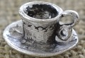 307264 Zawieszka mała trójwymiarowa filiżanka w kolorze starego srebra
