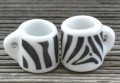 61424 Miniaturowy kubek ceramiczny zebra