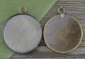 101116 Klasyczna baza medalionu w kolorze brązu na kaboszon 30mm