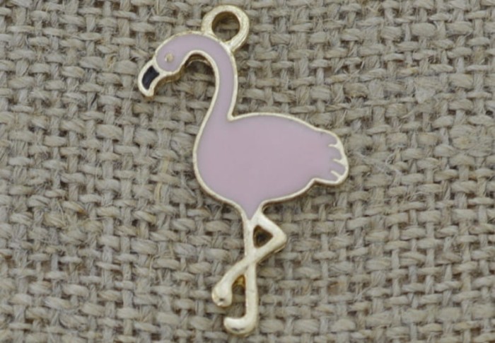 Zawieszka emaliowana flaming w kolorze pudrowego różu