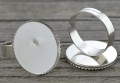 50312 Klasyczna baza pierścionka w kolorze srebra na kaboszon 20mm