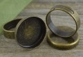 10311 Klasyczna baza pierścionka w kolorze brązu na kaboszon 18mm