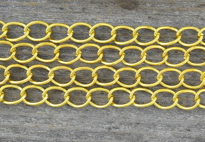 21112 Łańcuszek pancerka 8*6mm w kolorze złota