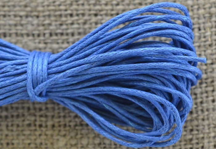  71709 Sznurek woskowany niebieski ciemny 1mm 7 metrów