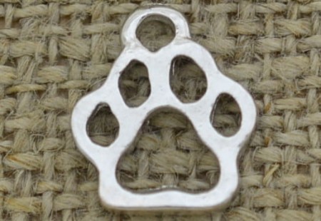 [307465] Zawieszka łapka kolor srebrny 4szt