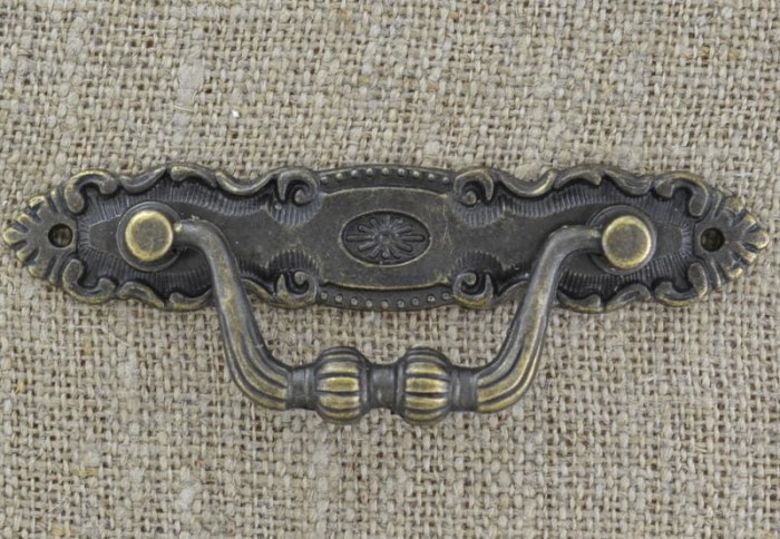  k0711 Uchwyt ozdobny w kolorze brązu 104*20mm