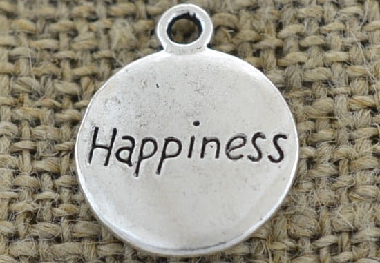 307240 Zawieszka mała moneta z napisem happines w kolorze srebrnym 2szt