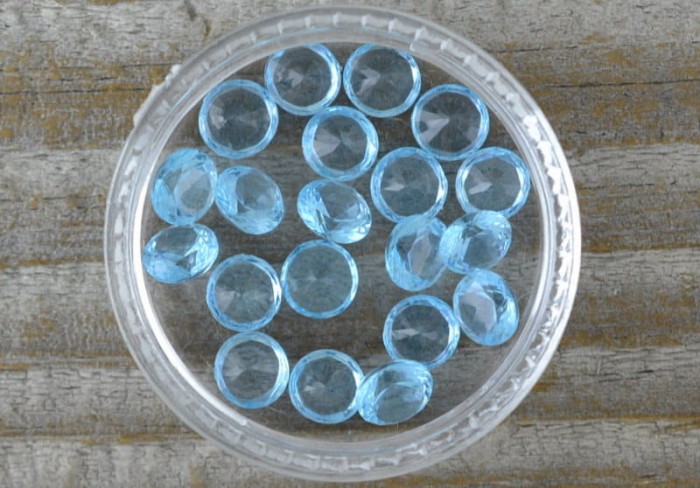 550161 Cyrkonie diamenciki duże 5mm błękitne 4szt 