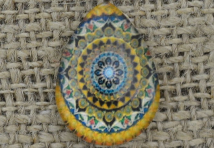  046337 Kaboszon szklany kropla z obrazkiem 18*13mm