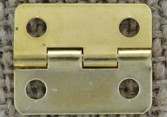 k0702 Zawiasy w kolorze złotym 16*13mm
