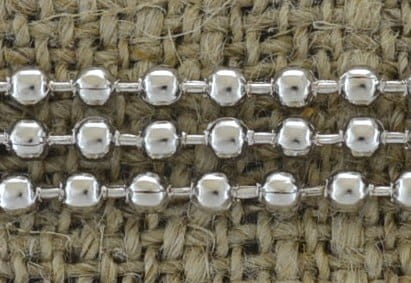 30122 Łańcuszek kulkowy 2,4mm w kolorze srebrnym