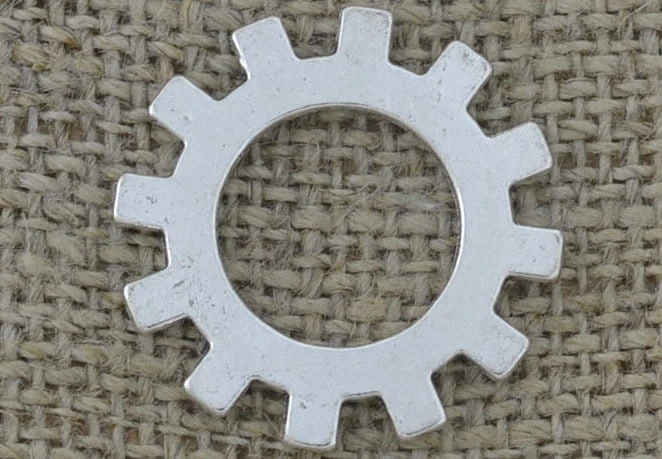 Element ozdobny steampunk tryb kolor srebrny 24mm