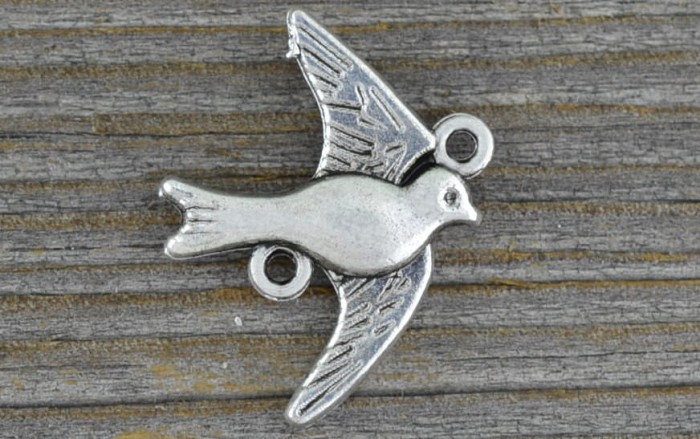 30716 Zawieszka mała ptaszek łącznik w kolorze starego srebra 2 szt