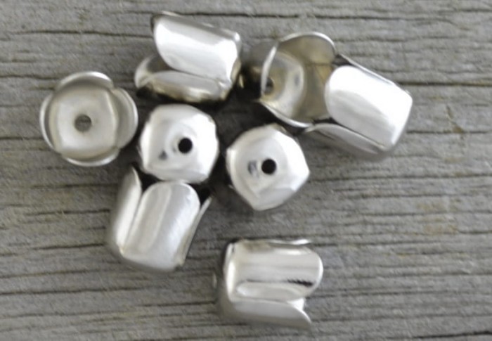 57146 Końcówka klasyczna w kolorze ciemnego srebra 25szt