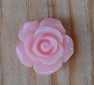 Kaboszon kwiat różyczka mała jasny róż