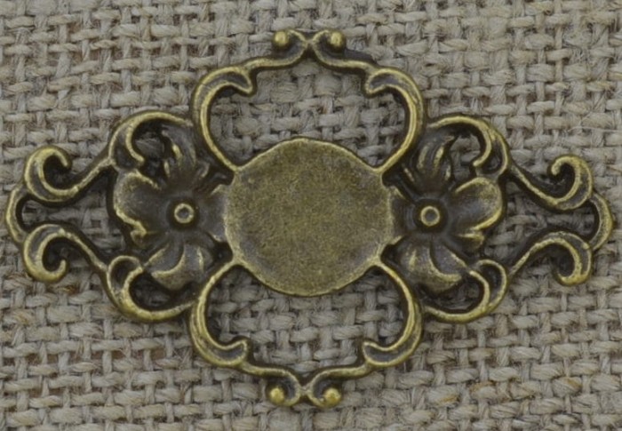 Łącznik ozdobny w kwiaty kolor brąz