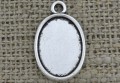 30126 Klasyczna baza medalionu w kolorze srebrnym na kaboszon 18*13mm