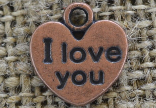 -0713 Zawieszka mała serce I love you w kolorze miedzi 5szt