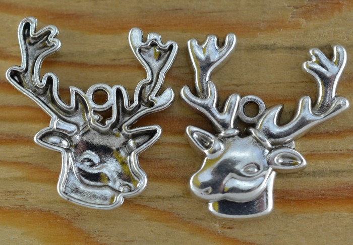 {ś0730} Zawieszka głowa renifera w kolorze starego srebra 2szt 