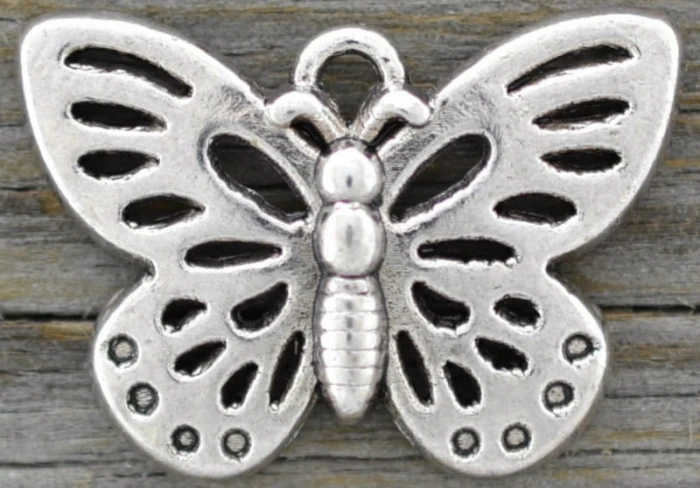 307141 Zawieszka mała motylek w kolorze starego srebra 2szt 