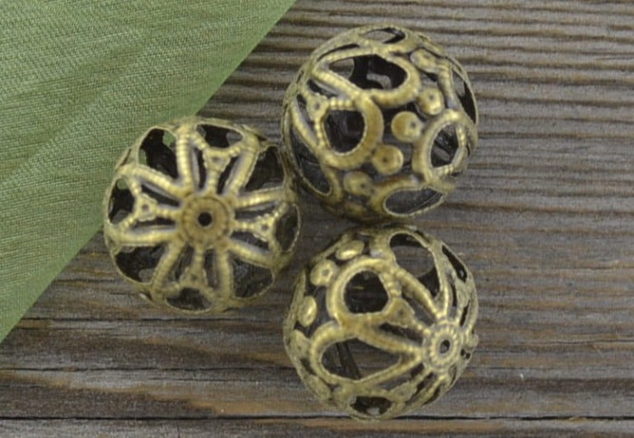  17167 Koralik ozdobny kula ażurowa 18mm w kolorze brązu 2szt