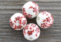 7605226 Koralik porcelanowy okrągły 14mm biały w czerwone kwiatuszki