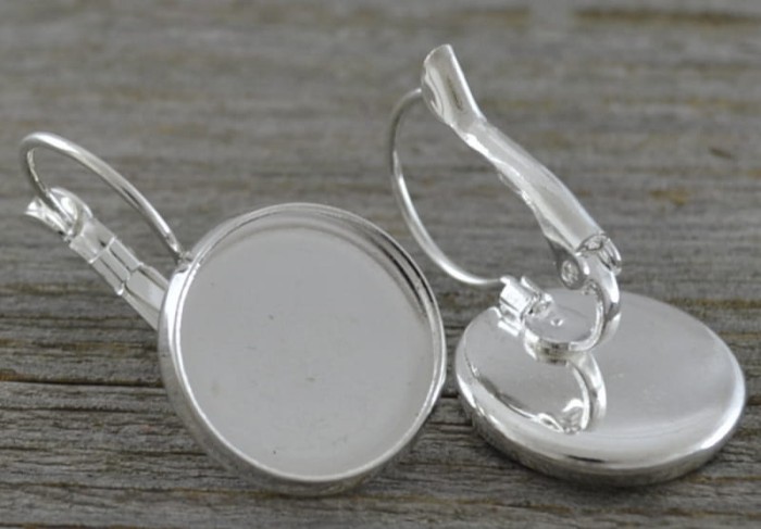 40446 Ozdobna baza kolczyka na biglu angielskim na kaboszon 14mm