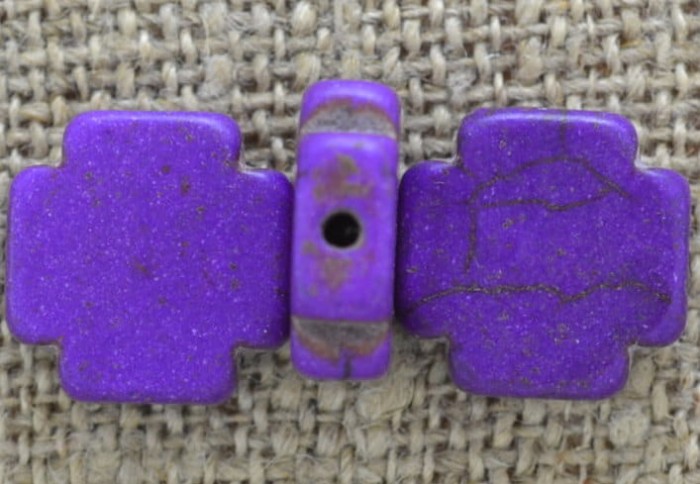 601185 Turkus syntetyczny krzyżyk fioletowy 2szt