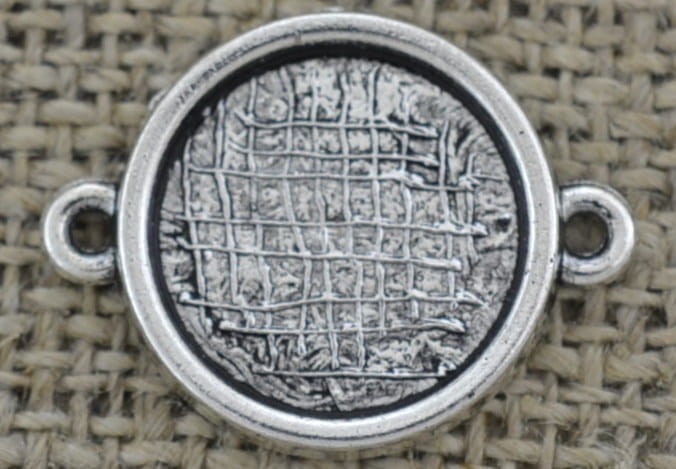 [30132] Klasyczna baza łącznik w kolorze srebrnym na kaboszon 14mm 2szt