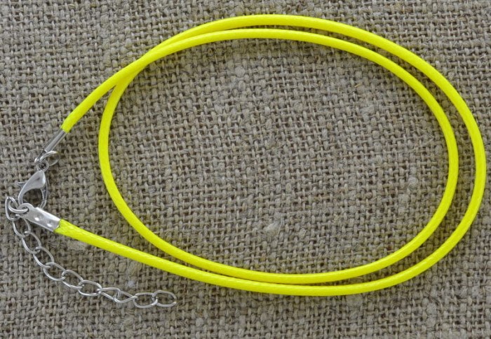  15135 Baza naszyjnika imitacja skóry cytrynowa