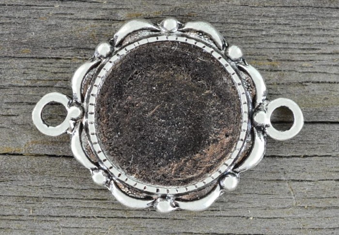 30140 Ozdobna baza łącznik w kolorze ciemnego srebra na kaboszon 14mm