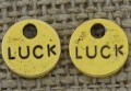Zawieszka mała moneta "LUCK" kolor złota 3szt