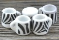 61424 Miniaturowy kubek ceramiczny zebra