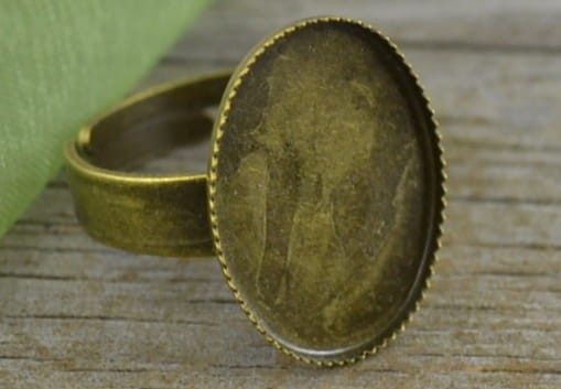 10312 Ozdobna baza pierścionka w kolorze brązu na kaboszon 13*18mm
