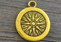 20720 Zawieszka mała moneta w kolorze starego złota