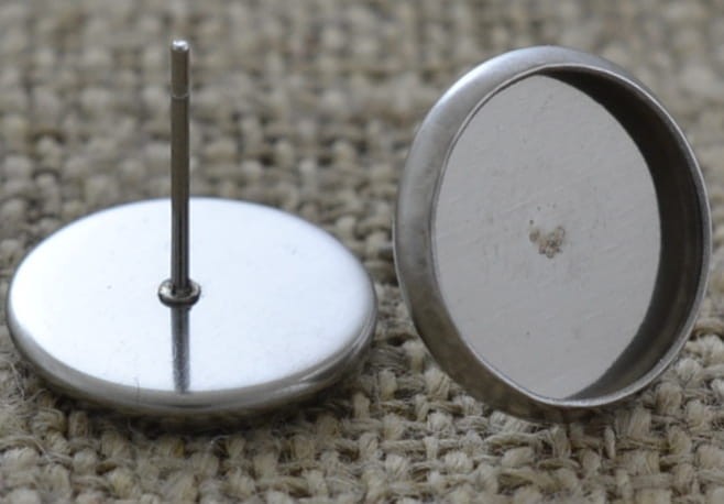 40434 Klasyczna baza kolczyka ze stali nierdzewnej na kaboszon 12mm